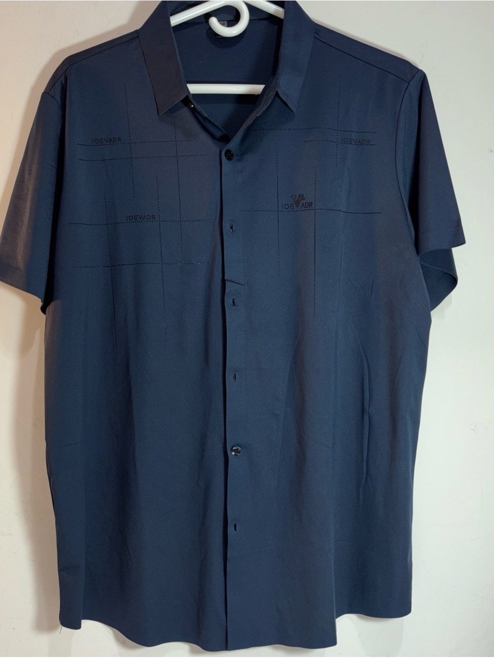 IOEVADR Men's Short-Sleeve Navy Button-Up Shirt. 922